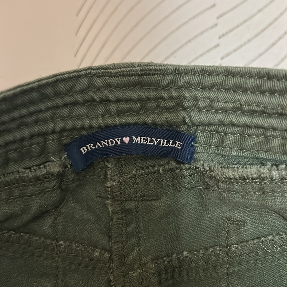 Brandy Melville  Green Cargo Pants - Picture 2 of 6